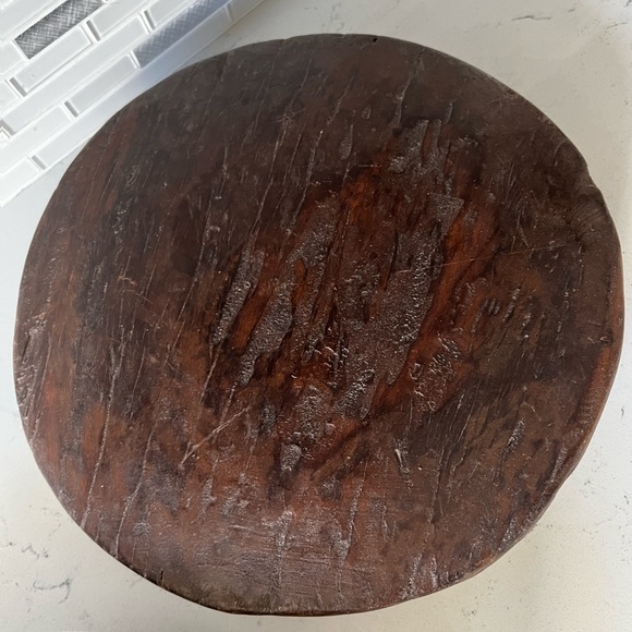 Wooden riser - Picture 4 of 4